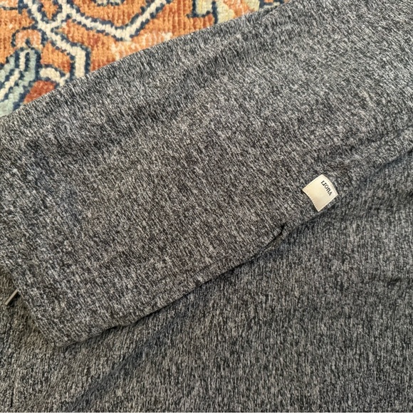 Vuori Heathered Gray Lounge Pants - Picture 3 of 3